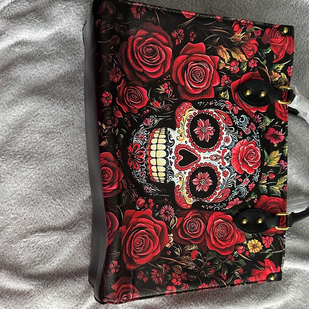 Red Floral Skull Women's Tote Bag